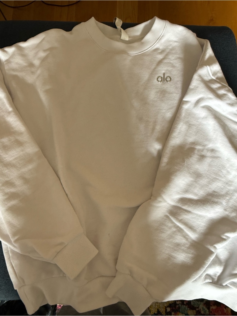 ALO Yoga White Crewneck Sweatshirt with Subtle Logo